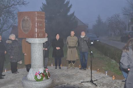 Kultsár György emlékére állított szobor ünnepélyes leleplezése