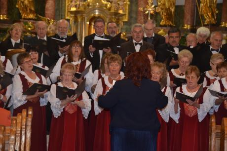 Koncert pevskega zbora Törökbálinti Cantabile Kórus v Lendavi